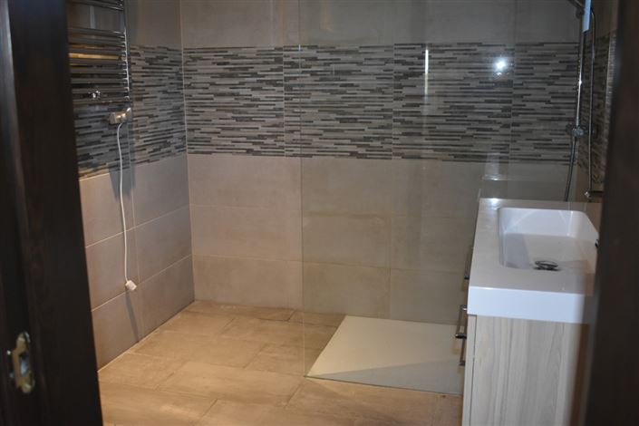 Image No.39-5 Bed Villa for sale