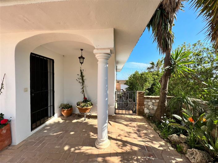 Image No.46-5 Bed Villa for sale