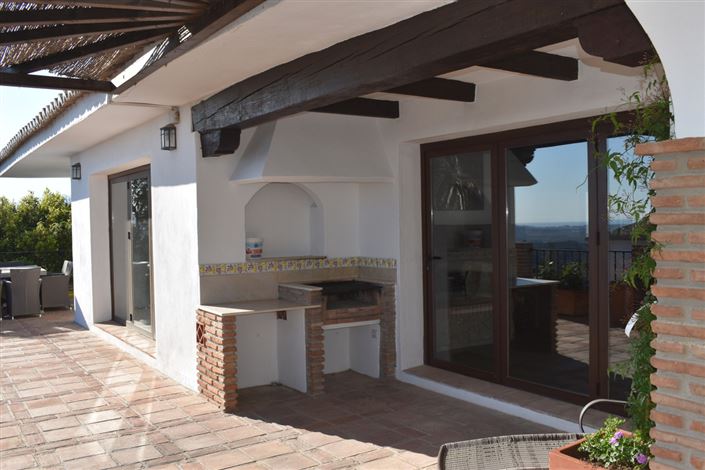 Image No.48-5 Bed Villa for sale