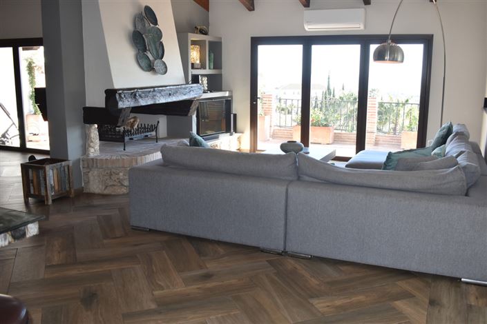 Image No.9-5 Bed Villa for sale