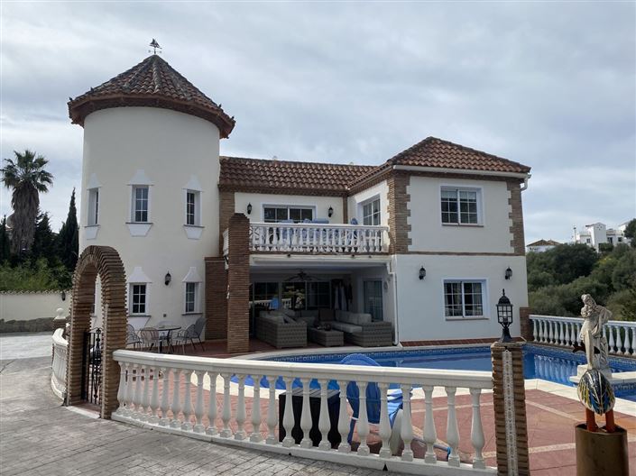 Image No.1-Villa de 5 chambres à vendre à Mijas Pueblo