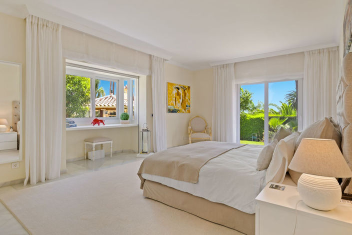 Image No.20-6 Bed Villa for sale