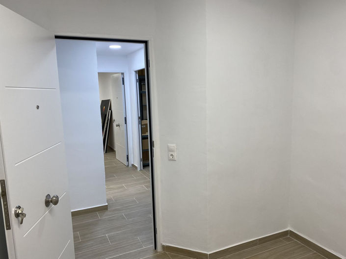 Image No.4-Commercial for sale