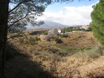 1 - Mijas Pueblo, Plot