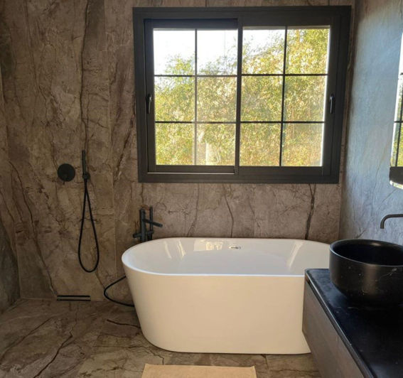 Image No.15-4 Bed Villa for sale