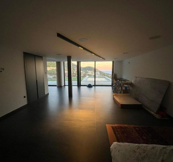 Image No.18-4 Bed Villa for sale