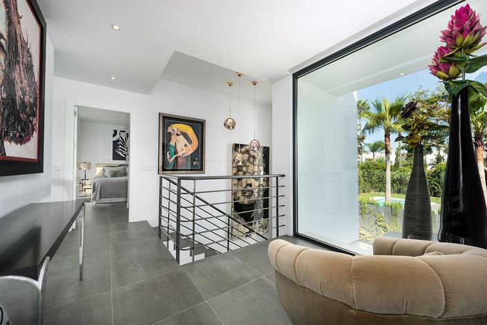 Image No.9-4 Bed Villa for sale