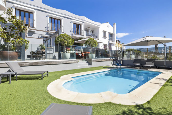 Image No.3-5 Bed Townhouse for sale