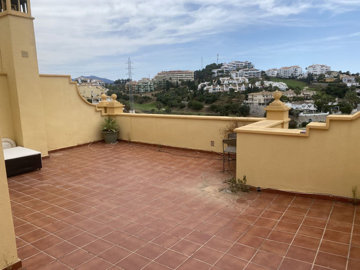9944273