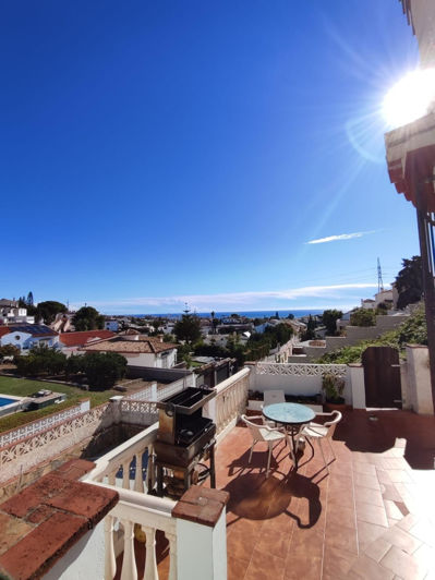 Image No.1-3 Bed Villa for sale