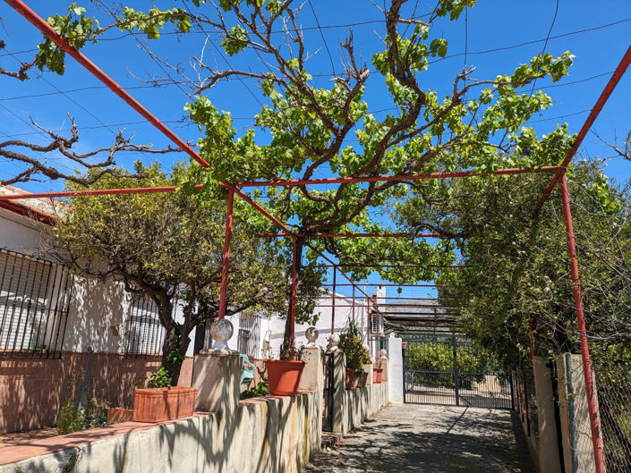 Image No.1-4 Bed Townhouse for sale