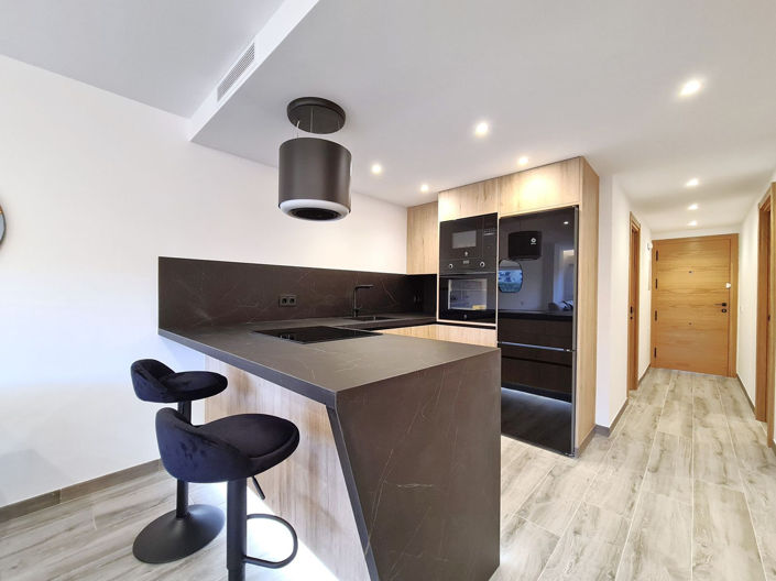 Image No.1-3 Bed Apartment for sale