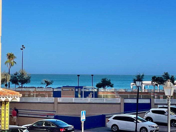 Image No.1-5 Bed Villa for sale