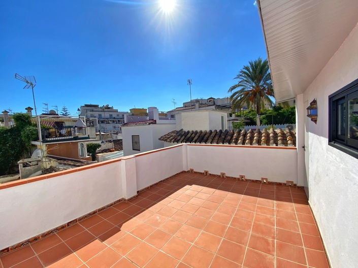 Image No.1-2 Bed Townhouse for sale
