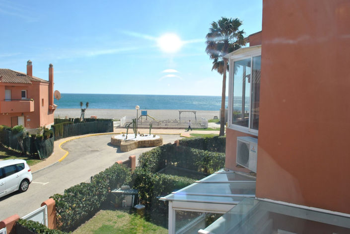 Image No.1-4 Bed Villa for sale