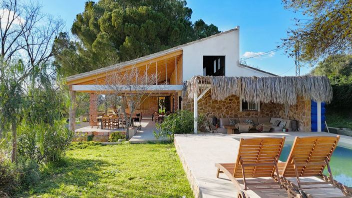 Image No.1-3 Bed Villa for sale