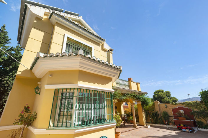 Image No.1-Villa de 4 chambres à vendre à Málaga City