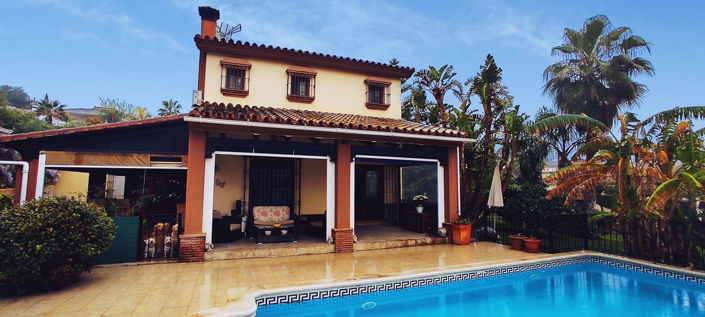 Image No.1-4 Bed Villa for sale