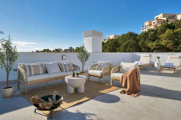 Image No.1-3 Bed Penthouse for sale