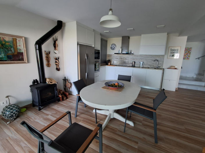 Image No.2-5 Bed Townhouse for sale