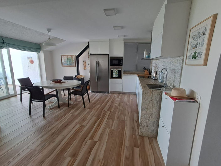 Image No.3-5 Bed Townhouse for sale