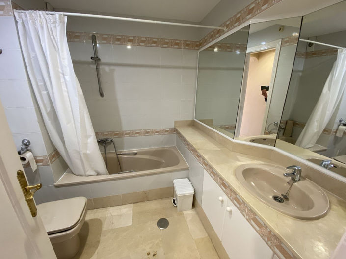 Image No.14-2 Bed Apartment for sale