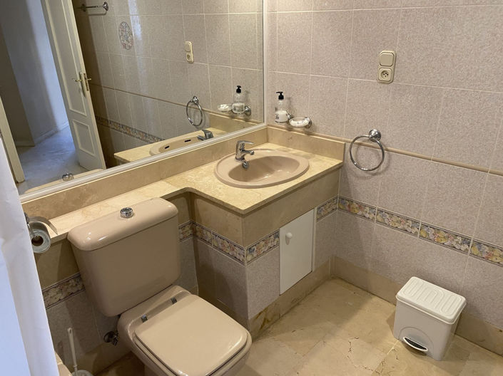 Image No.15-2 Bed Apartment for sale