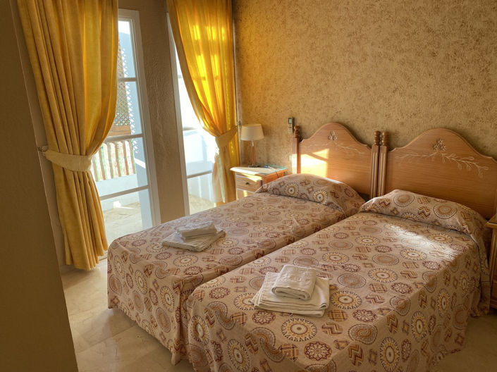 Image No.12-3 Bed Apartment for sale