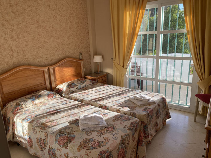 Image No.13-3 Bed Apartment for sale