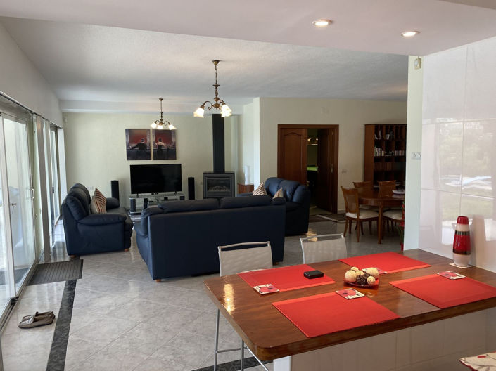 Image No.10-4 Bed Villa for sale