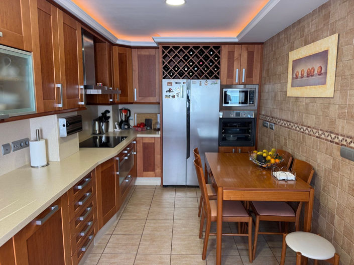 Image No.3-Penthouse de 4 chambres à vendre à Estepona