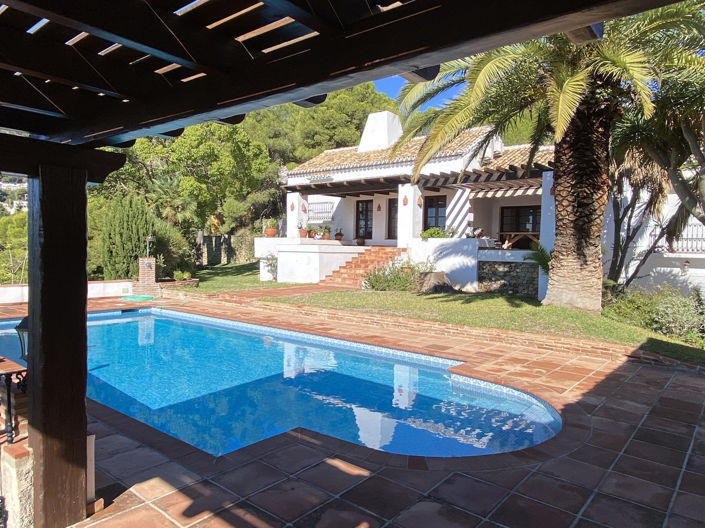 Image No.4-4 Bed Villa for sale