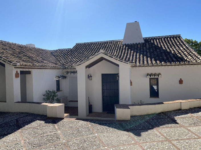 Image No.6-4 Bed Villa for sale