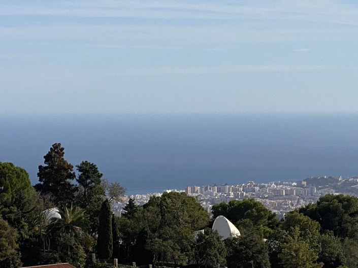 Image No.17-2 Bed Townhouse for sale