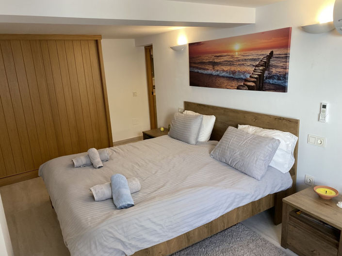 Image No.7-2 Bed Townhouse for sale