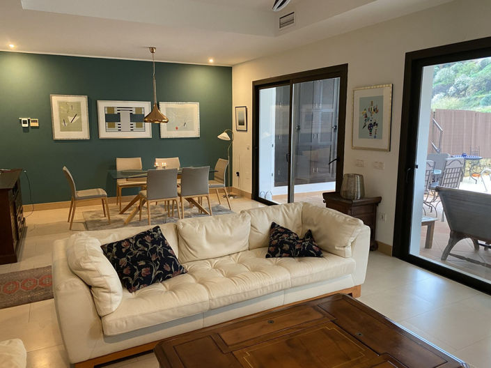 Image No.4-3 Bed Villa for sale