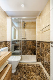 1211la-duquesamalagamiddle-floor-apartment11