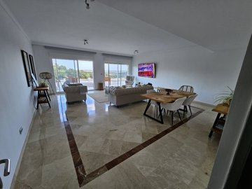 peje1234san-roquecadizmiddle-floor-apartment1