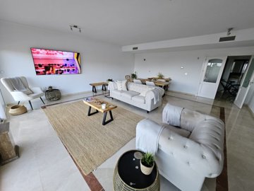 peje1234san-roquecadizmiddle-floor-apartment1