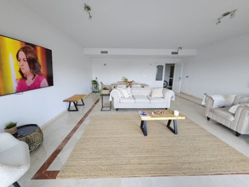 peje1234san-roquecadizmiddle-floor-apartment1