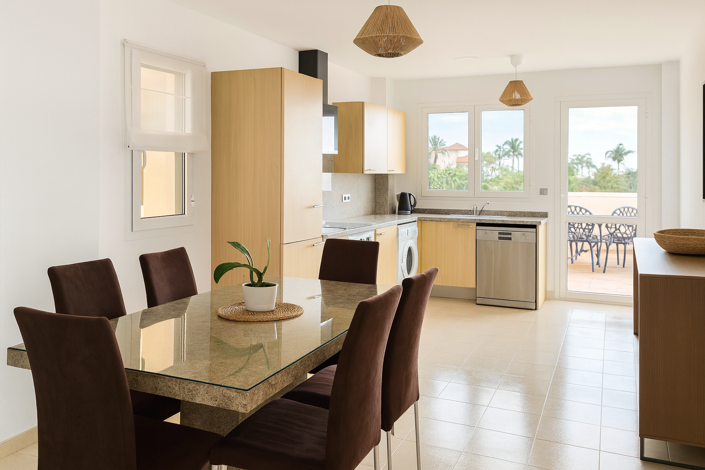 Image No.8-2 Bed Property for sale