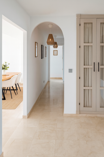 Image No.9-2 Bed Property for sale