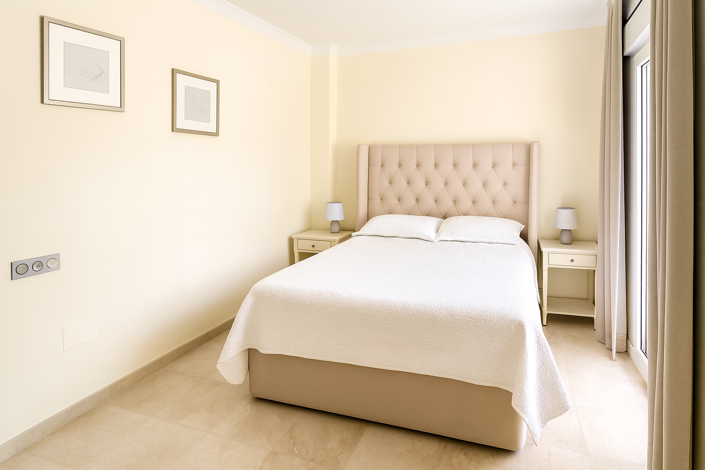 Image No.5-2 Bed Property for sale