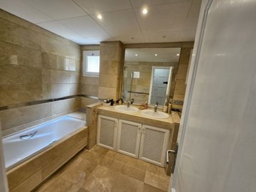 11573san-roquecadizmiddle-floor-apartment10