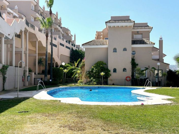 Image No.15-3 Bed Property for sale