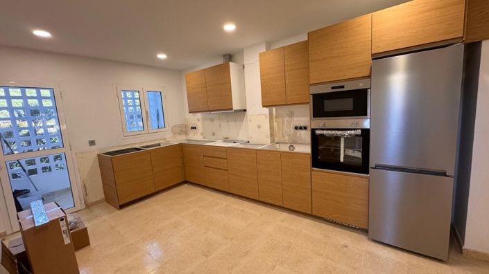 Image No.35-3 Bed Property for sale