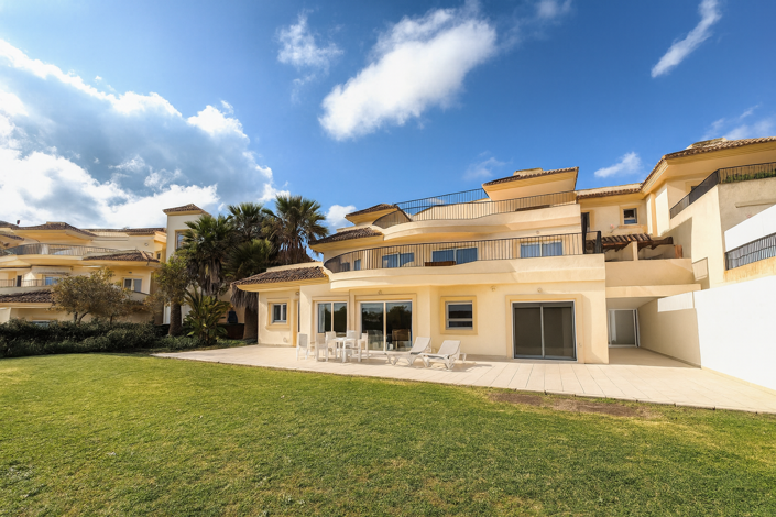 Image No.2-Propriété de 3 chambres à vendre à San Roque