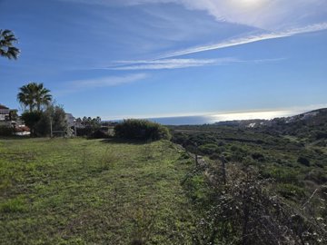 rs10057la-duquesamalagadetached-villa17