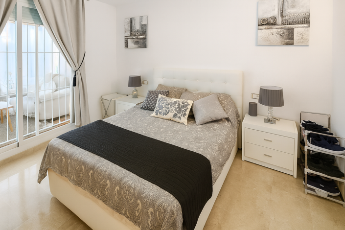 Image No.14-2 Bed Property for sale