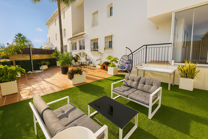 Image No.9-2 Bed Property for sale